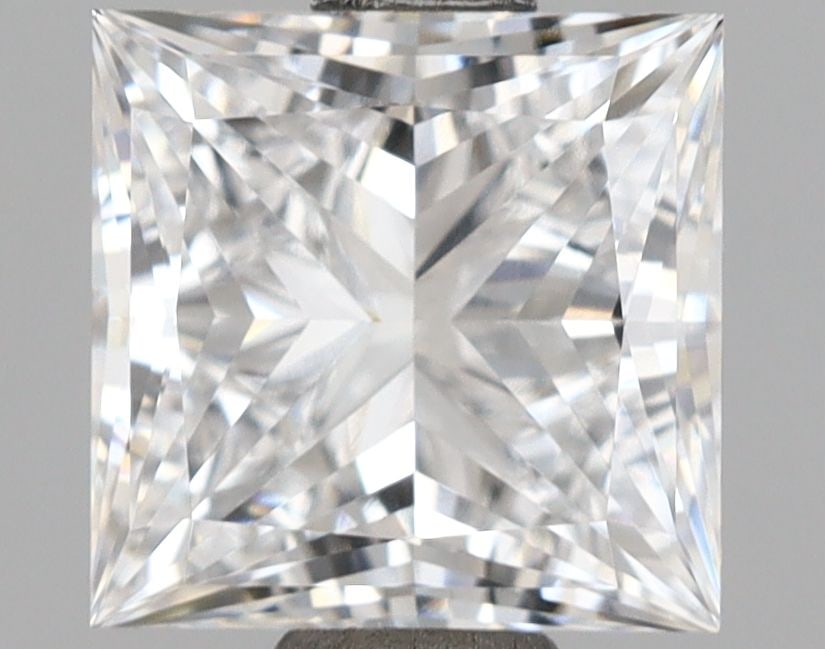 Loose Lab Diamond - IGI Princess 1.53ct D VVS2: Loose Lab Diamond - IGI Princess 1.53ct D VVS2 This listing features Loose Lab Diamond - IGI Princess 1.53ct D VVS2. Item specifics are provided below. Item Specifics: Source: This Is A Real Diamond
