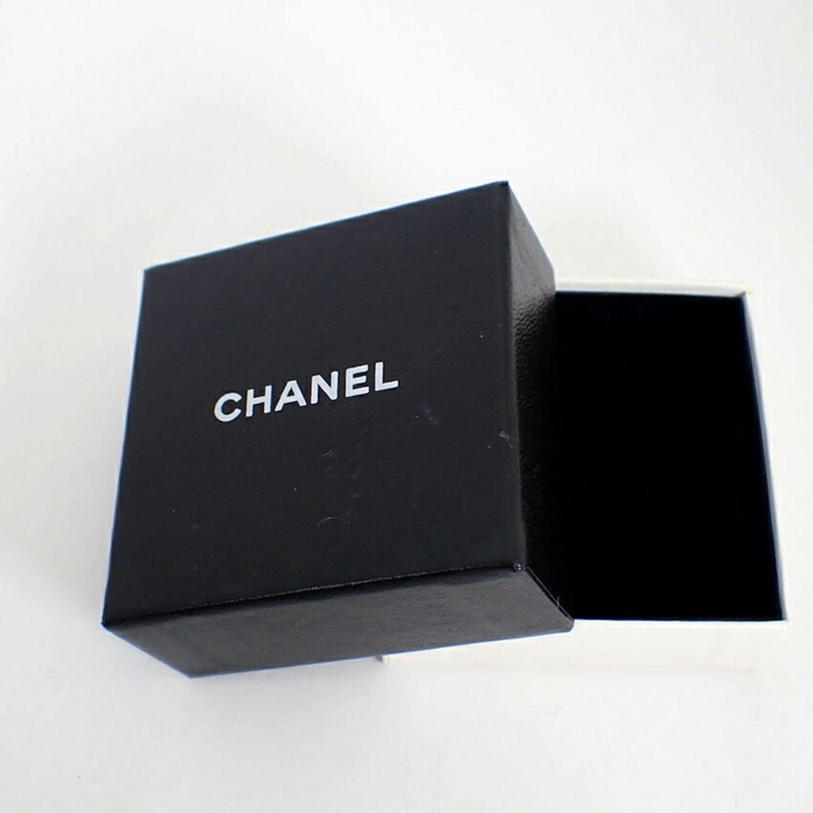 Brooch Chanel - 9