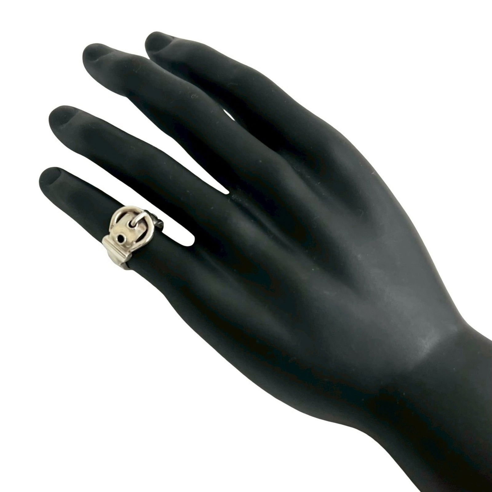 925 Hermes Band Ring Silver: 925 Hermes Band Ring Silver This listing features 925 Hermes Band Ring Silver. Item specifics are provided below. Item Specifics: Brand: Hermes Type: Band Ring Gender: Women Color: Silver Material: Si