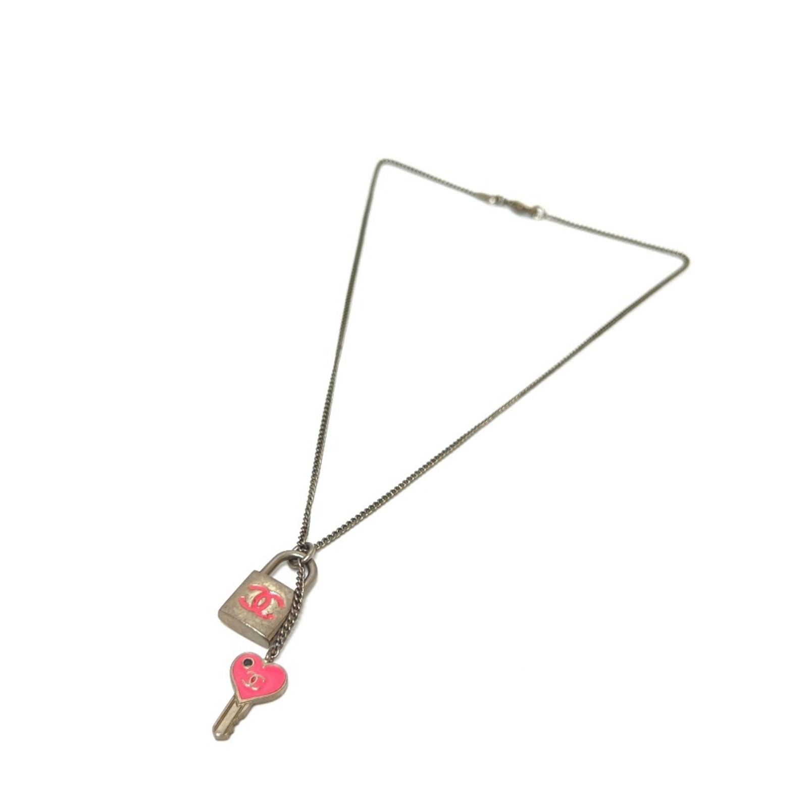 Silver - CHANEL 07P Coco Mark Padlock Cadena Heart Key Chain Necklace - Metal - Women's: Silver - CHANEL 07P Coco Mark Padlock Cadena Heart Key Chain Necklace - Metal - Women's This listing features Silver - CHANEL 07P Coco Mark Padlock Cadena Heart Key Chain Necklace - Metal - Women's. I