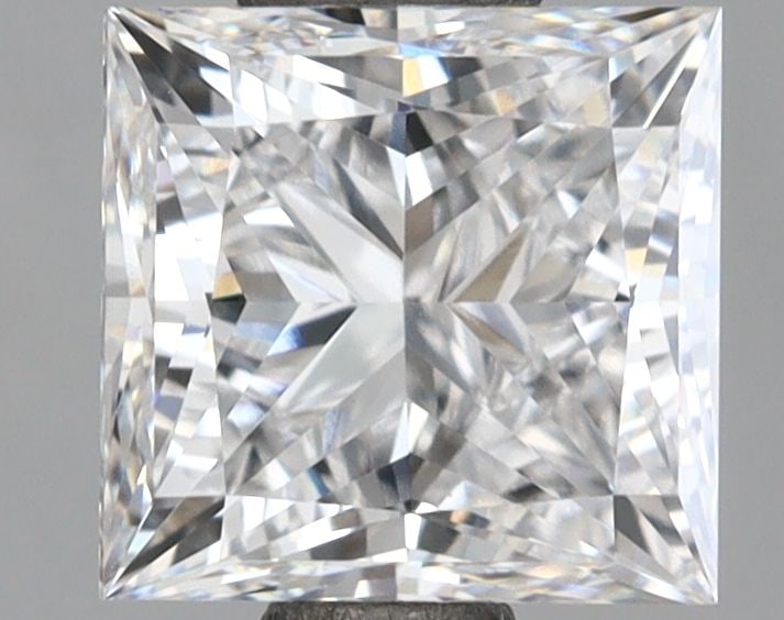 Loose Lab Diamond - IGI Princess 1.52ct D VVS2: Loose Lab Diamond - IGI Princess 1.52ct D VVS2 This listing features Loose Lab Diamond - IGI Princess 1.52ct D VVS2. Item specifics are provided below. Item Specifics: Source: This Is A Real Diamond