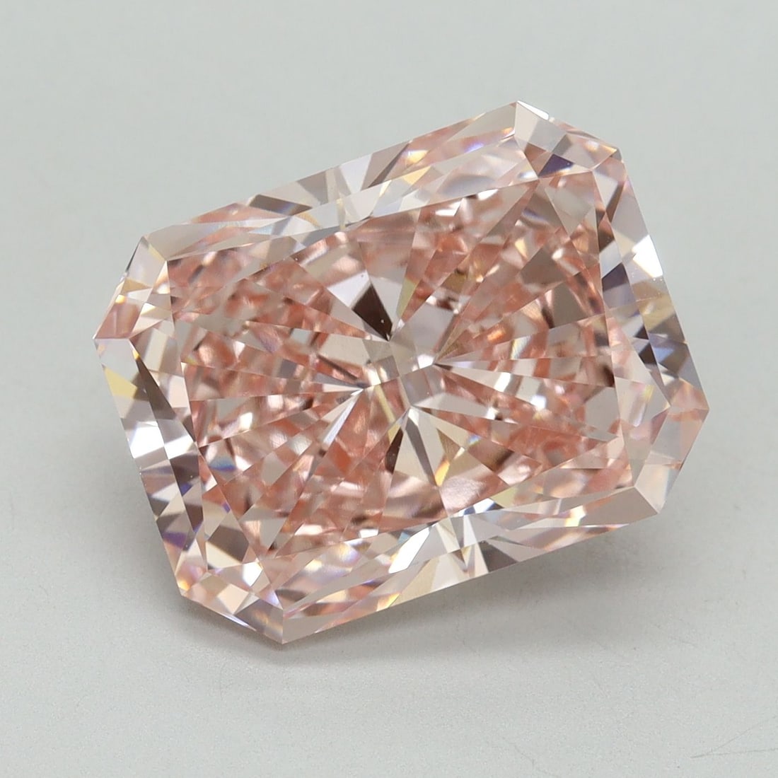 Loose Lab Diamond - IGI Radiant 7.96ct Fancy Vivid Pink VVS2: Loose Lab Diamond - IGI Radiant 7.96ct Fancy Vivid Pink VVS2 This listing features Loose Lab Diamond - IGI Radiant 7.96ct Fancy Vivid Pink VVS2. Item specifics are provided below. Item Specifics: