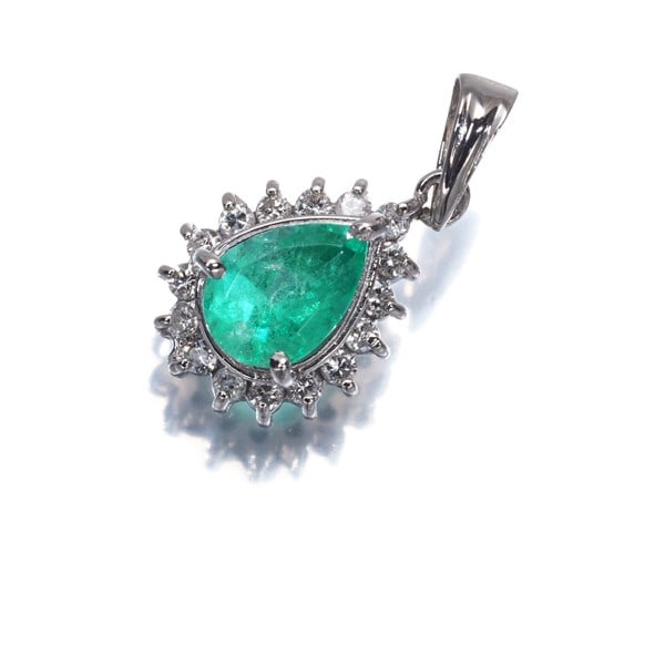 Platinum Emerald 0.60Ct Diamond 0.15Ct Classic Pendant 900 (1 of 4)