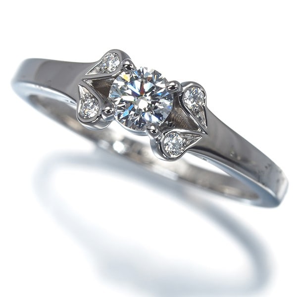 Platinum Cartier Ring Diamond 0.23Ct Ballerine Solitaire Eu51 950: Platinum Cartier Ring Diamond 0.23Ct Ballerine Solitaire Eu51 950 This listing features Platinum Cartier Ring Diamond 0.23Ct Ballerine Solitaire Eu51 950. Item specifics are provided below. Item