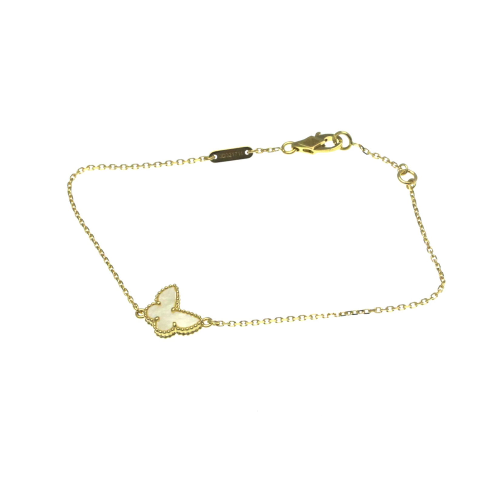 (18K) Van Cleef & Arpels Charm Bracelet Yellow Gold: (18K) Van Cleef & Arpels Charm Bracelet Yellow Gold This listing features (18K) Van Cleef & Arpels Charm Bracelet Yellow Gold. Item specifics are provided below. Item Specifics: Brand: Van Cleef &