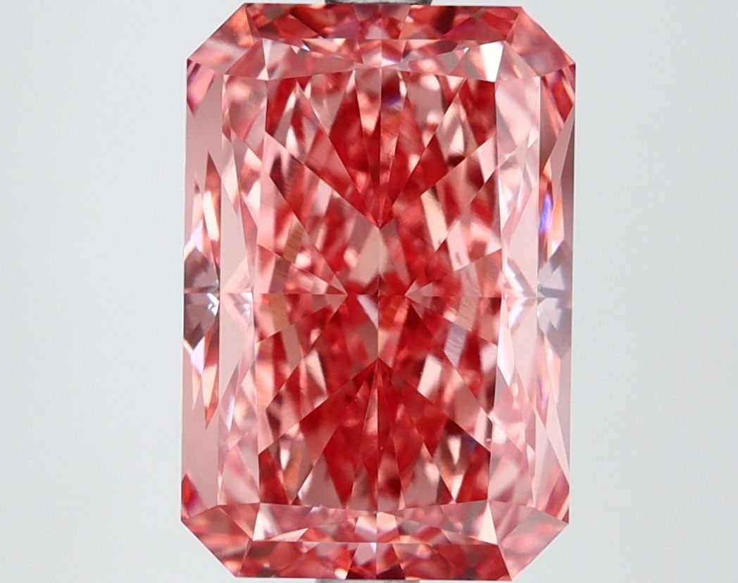 Loose Lab Diamond - IGI Radiant 4.2ct Fancy Vivid Pink VVS2: Loose Lab Diamond - IGI Radiant 4.2ct Fancy Vivid Pink VVS2 This listing features Loose Lab Diamond - IGI Radiant 4.2ct Fancy Vivid Pink VVS2. Item specifics are provided below. Item Specifics: