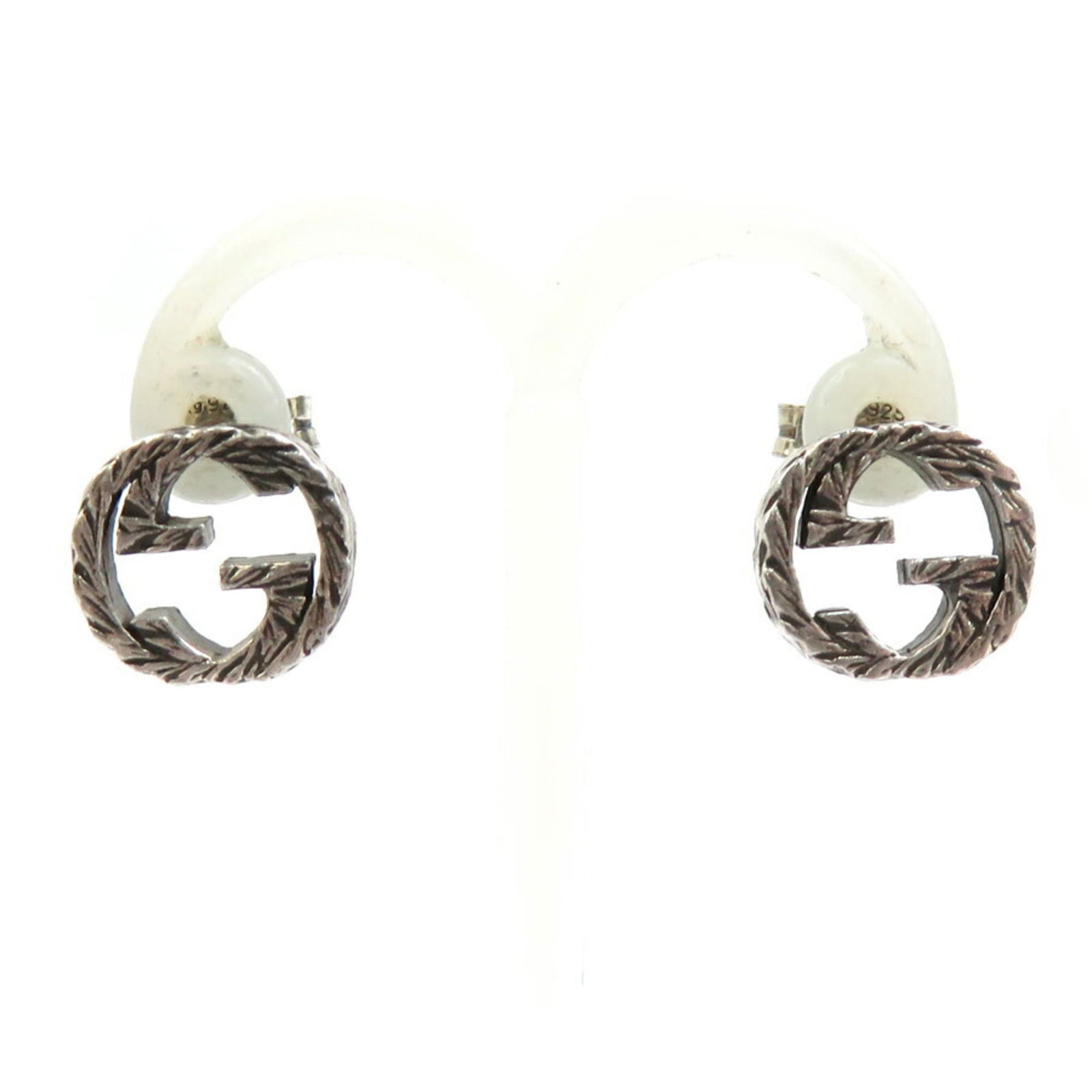 h31486k - Gucci Interlocking G earrings in 925 silver for men and women: h31486k - Gucci Interlocking G earrings in 925 silver for men and women This listing features h31486k - Gucci Interlocking G earrings in 925 silver for men and women. Item specifics are provided