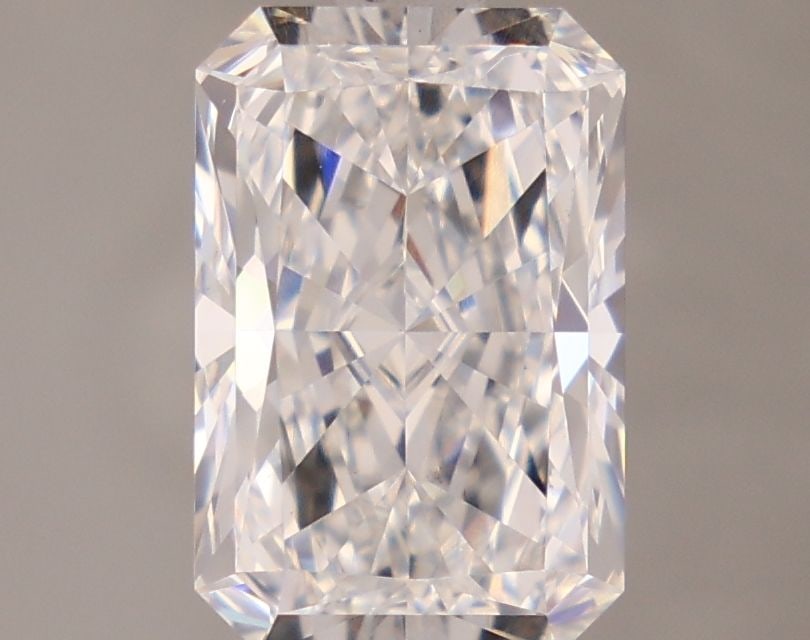 Loose Lab Diamond - IGI Radiant 2.07ct D VVS2: Loose Lab Diamond - IGI Radiant 2.07ct D VVS2 This listing features Loose Lab Diamond - IGI Radiant 2.07ct D VVS2. Item specifics are provided below. Item Specifics: Source: This Is A Real Diamond