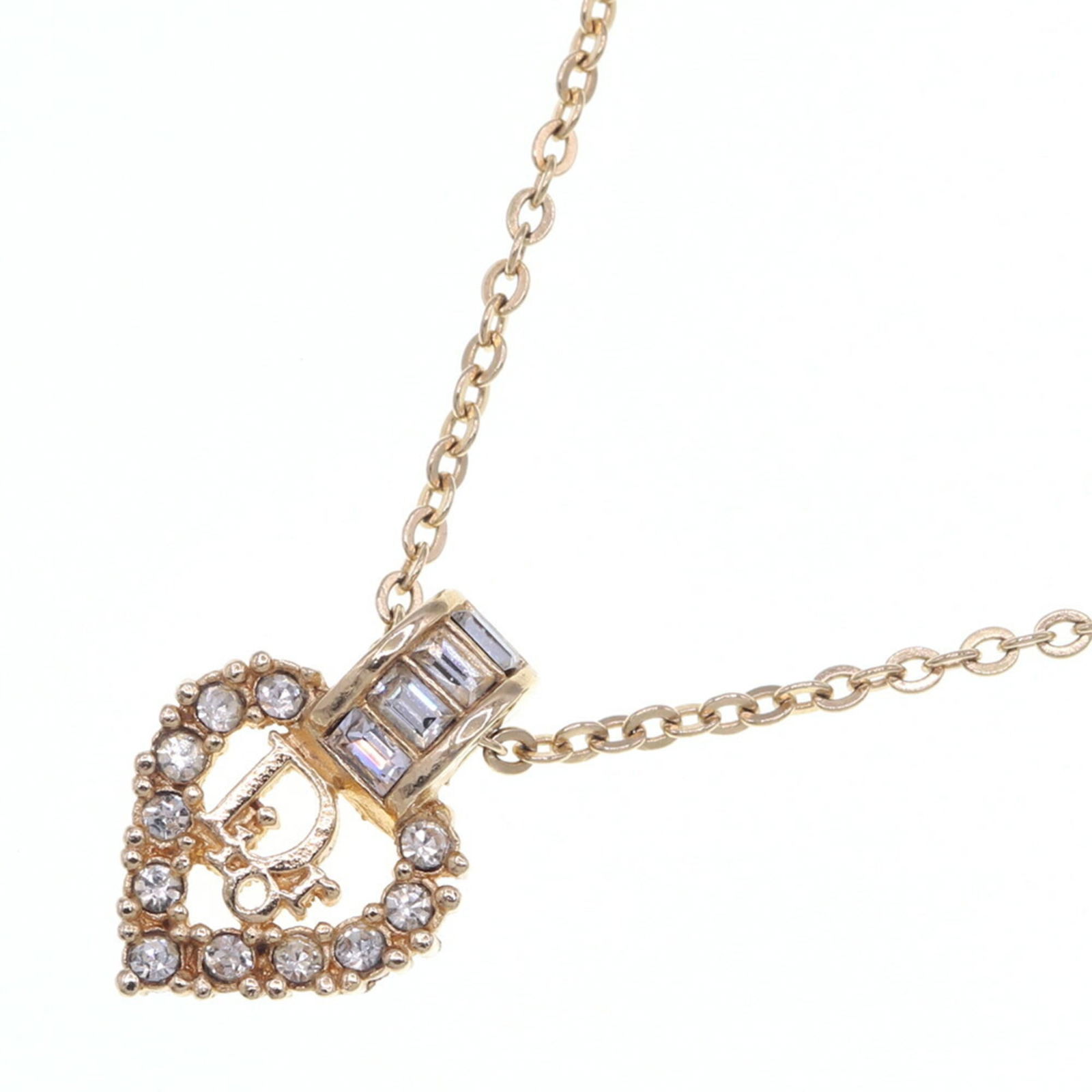 old ladies' DIOR - Christian Dior necklace - gold metal rhinestone pendant heart: old ladies' DIOR - Christian Dior necklace - gold metal rhinestone pendant heart This listing features old ladies' DIOR - Christian Dior necklace - gold metal rhinestone pendant heart. Item specifics