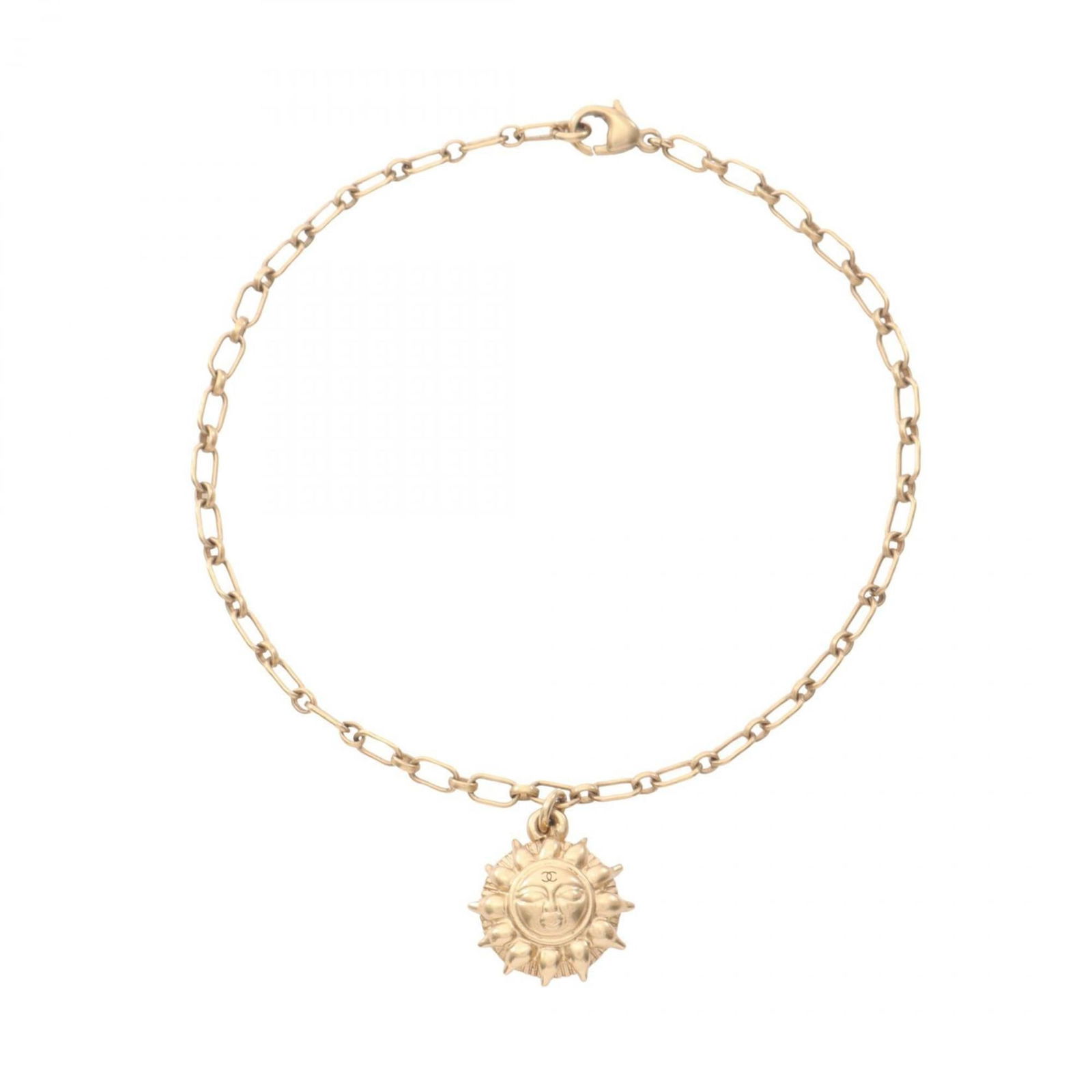 Plating Chanel Charm Bracelet Gold: Plating Chanel Charm Bracelet Gold This listing features Plating Chanel Charm Bracelet Gold. Item specifics are provided below. Item Specifics: Brand: Chanel Type: Charm Bracelet Gender: Women Materia