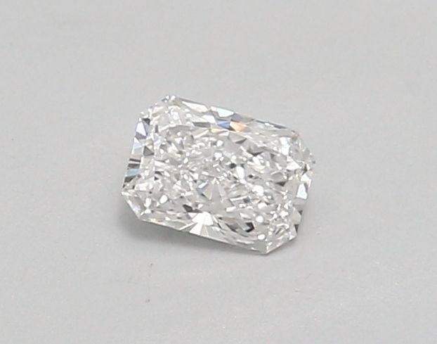 Loose Lab Diamond - IGI Radiant 0.36ct E VVS2: Loose Lab Diamond - IGI Radiant 0.36ct E VVS2 This listing features Loose Lab Diamond - IGI Radiant 0.36ct E VVS2. Item specifics are provided below. Item Specifics: Source: This Is A Real Diamond