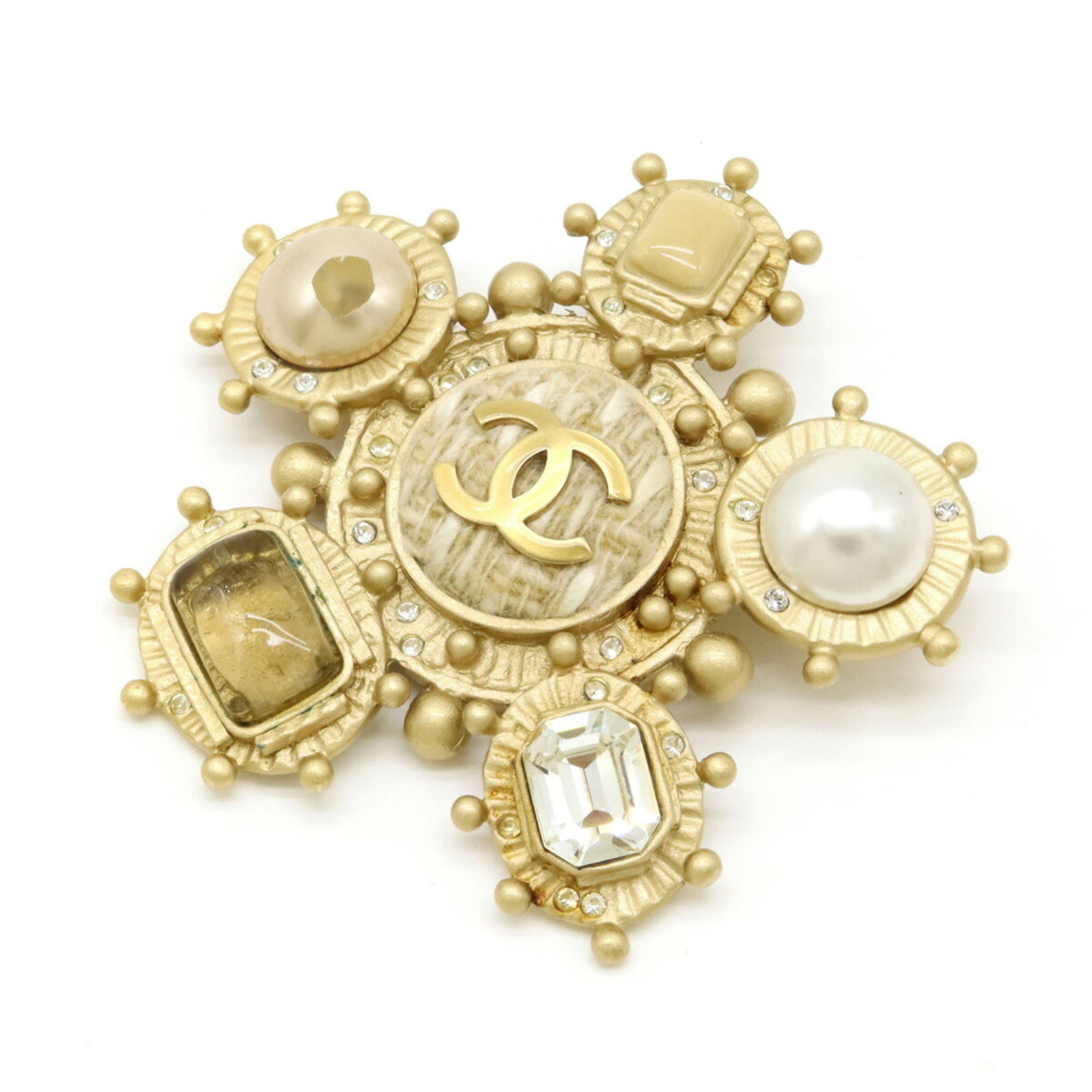 Rhinestone - Chanel Pin Brooch Artificial Pearl - Gold Plating: Rhinestone - Chanel Pin Brooch Artificial Pearl - Gold Plating This listing features Rhinestone - Chanel Pin Brooch Artificial Pearl - Gold Plating. Item specifics are provided below. Item
