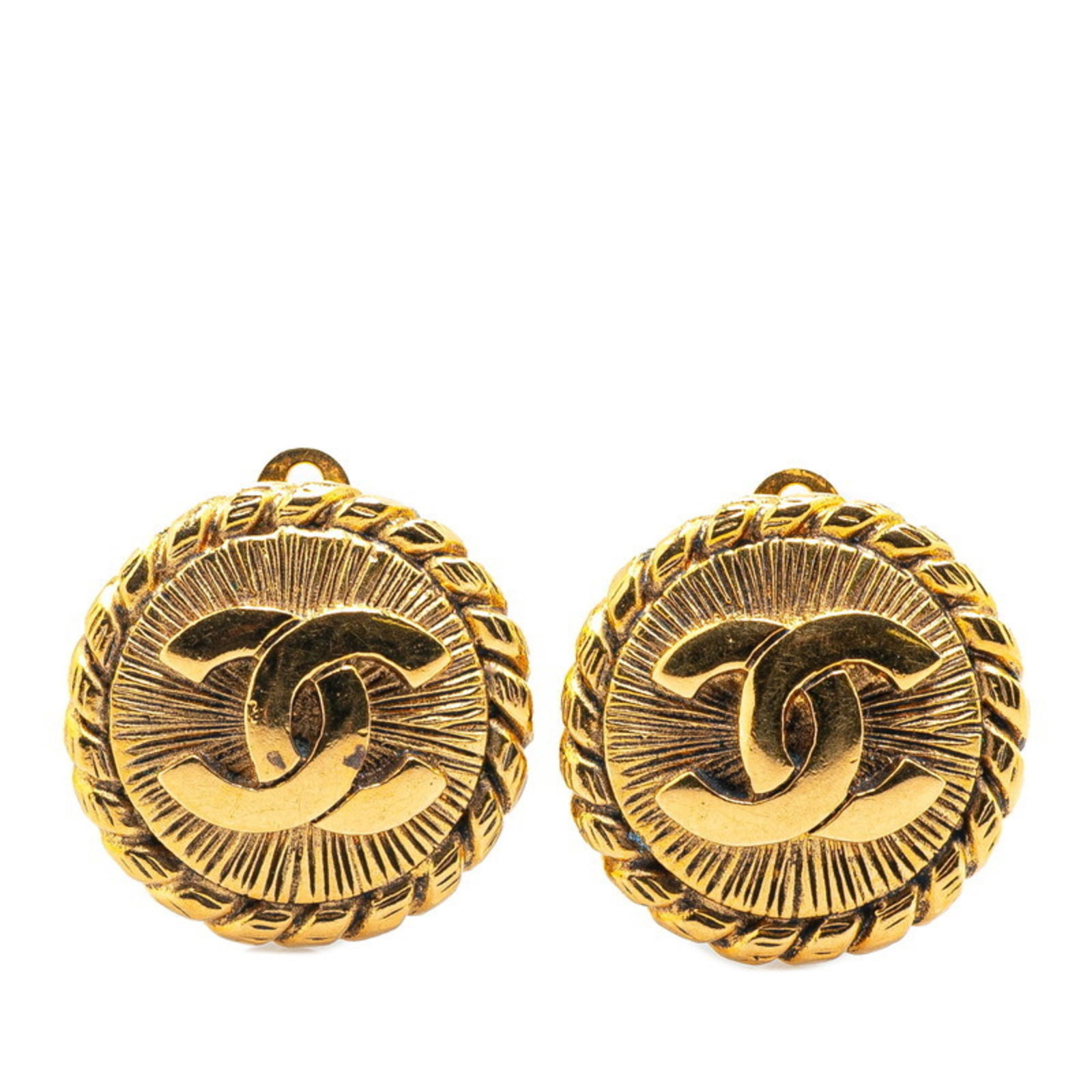 Earrings Chanel Clip: Earrings Chanel Clip This listing features Earrings Chanel Clip. Item specifics are provided below. Item Specifics: Brand: Chanel Type: Clip Earrings Gender: Women Color: Gold Size (Hxwxd): 21.90mm x