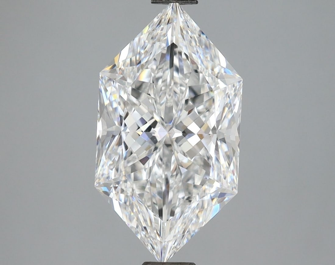 Loose Lab Diamond - IGI Hexagonal 3.08ct E VVS2: Loose Lab Diamond - IGI Hexagonal 3.08ct E VVS2 This listing features Loose Lab Diamond - IGI Hexagonal 3.08ct E VVS2. Item specifics are provided below. Item Specifics: Source: This Is A Real Diamond
