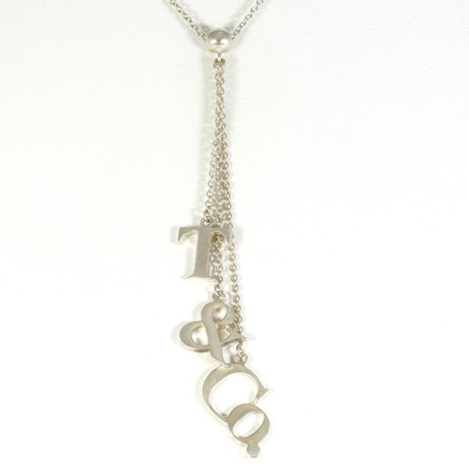 40cm Tiffany silver necklace box bag total weight approx. 3.2g: 40cm Tiffany silver necklace box bag total weight approx. 3.2g This listing features 40cm Tiffany silver necklace box bag total weight approx. 3.2g. Item specifics are provided below. Item