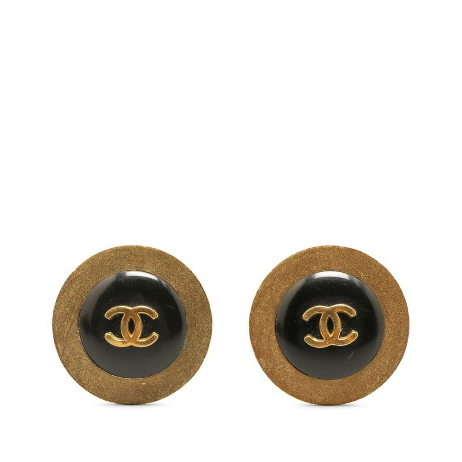 Plating Chanel Clip Earrings Gold: Plating Chanel Clip Earrings Gold This listing features Plating Chanel Clip Earrings Gold. Item specifics are provided below. Item Specifics: Brand: Chanel Type: Clip Earrings Gender: Women