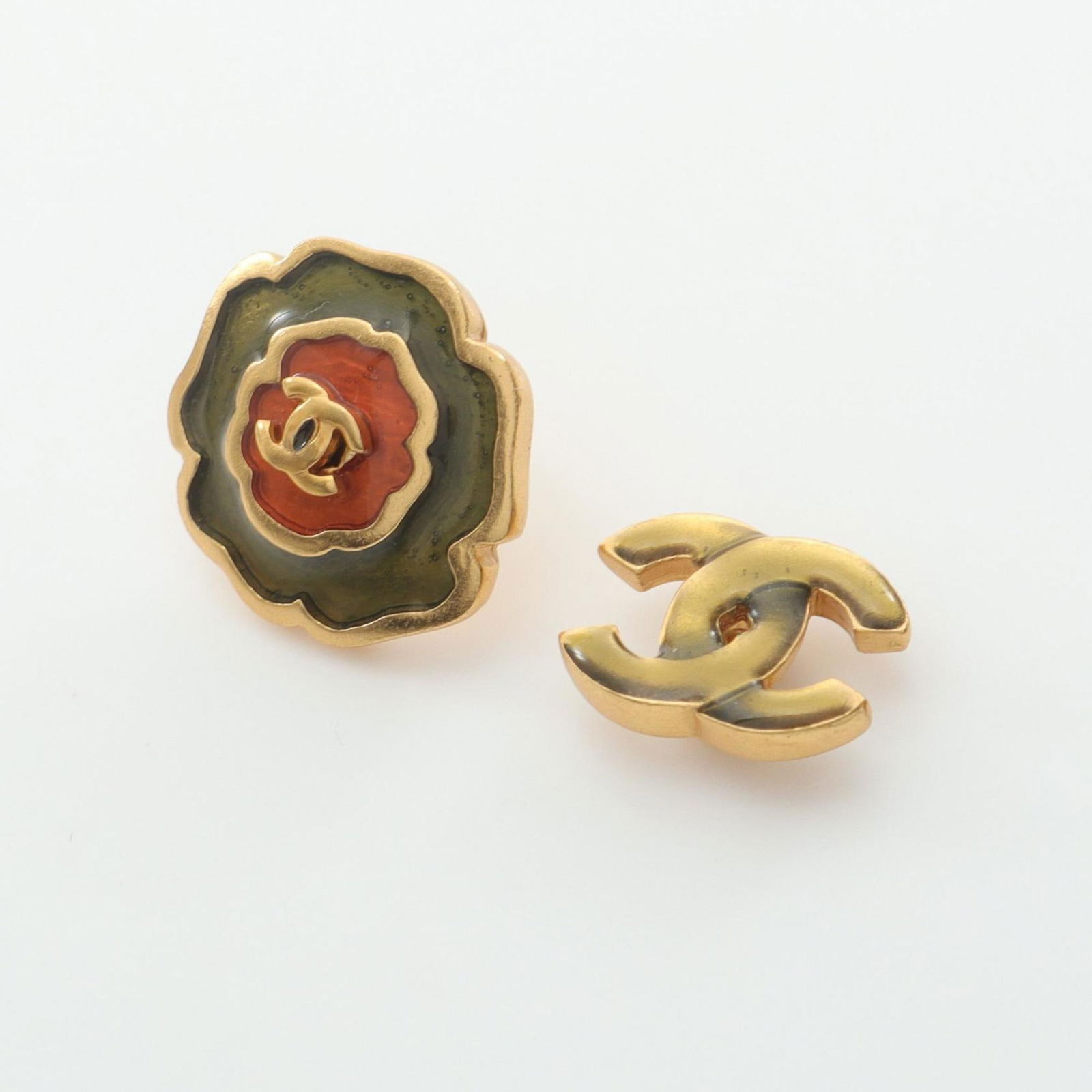 Plating Chanel Stud Earrings Gold - 8