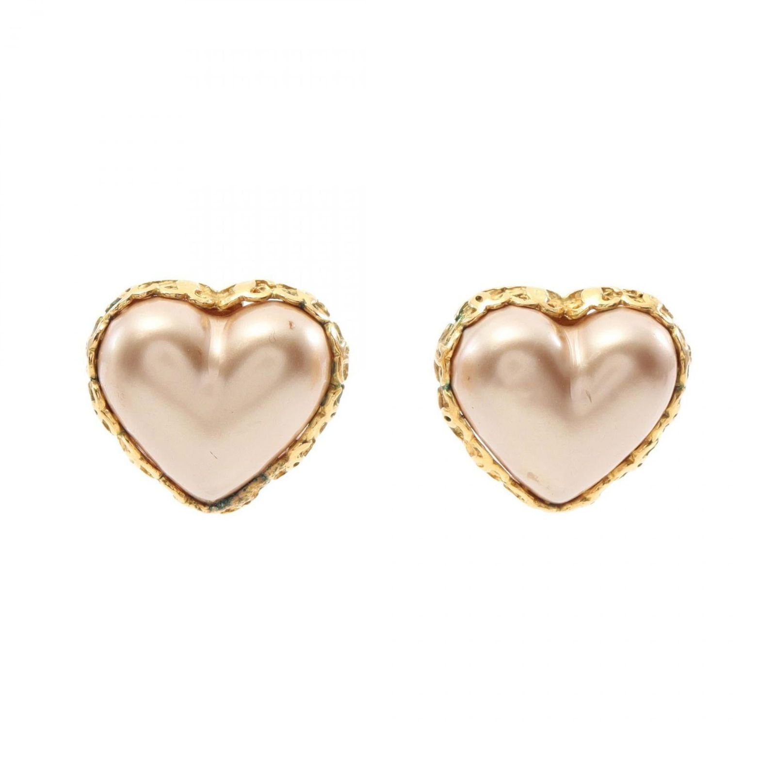 Plating Chanel Clip Earrings Gold: Plating Chanel Clip Earrings Gold This listing features Plating Chanel Clip Earrings Gold. Item specifics are provided below. Item Specifics: Brand: Chanel Type: Clip Earrings Gender: Women
