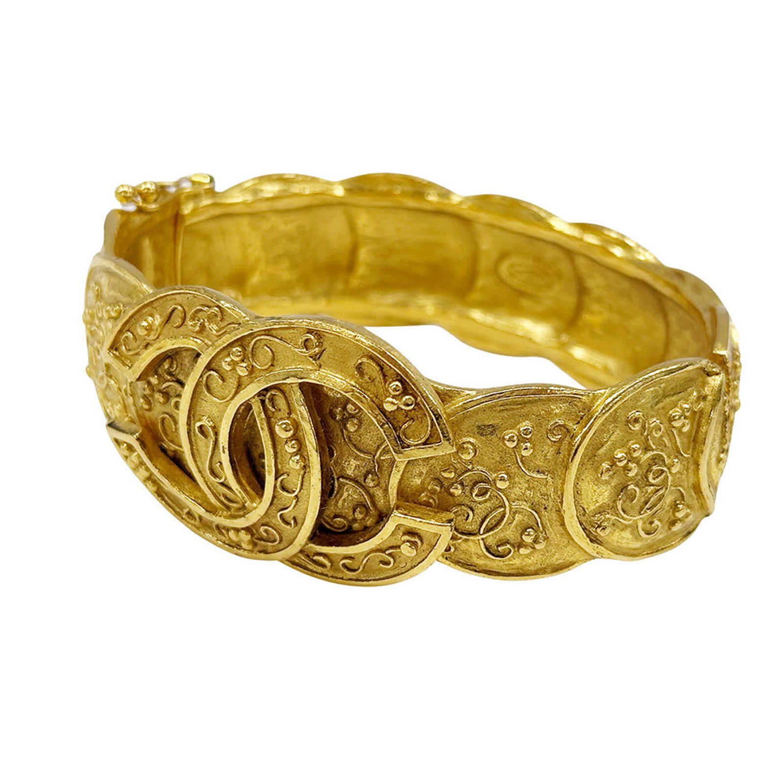 Plating Chanel Bangle Gold: Plating Chanel Bangle Gold This listing features Plating Chanel Bangle Gold. Item specifics are provided below. Item Specifics: Brand: Chanel Type: Bangle Gender: Women Material: Gold Plating Color: G
