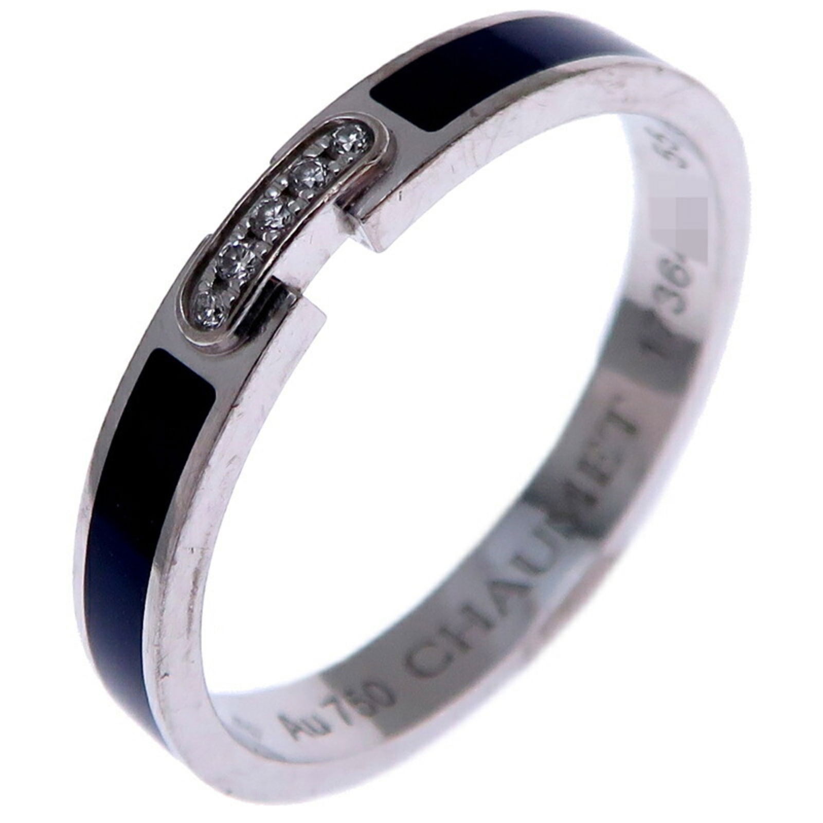 (18K) Chaumet Band Ring White Gold: (18K) Chaumet Band Ring White Gold This listing features (18K) Chaumet Band Ring White Gold. Item specifics are provided below. Item Specifics: Brand: Chaumet Type: Band Ring Gender: Men Material: