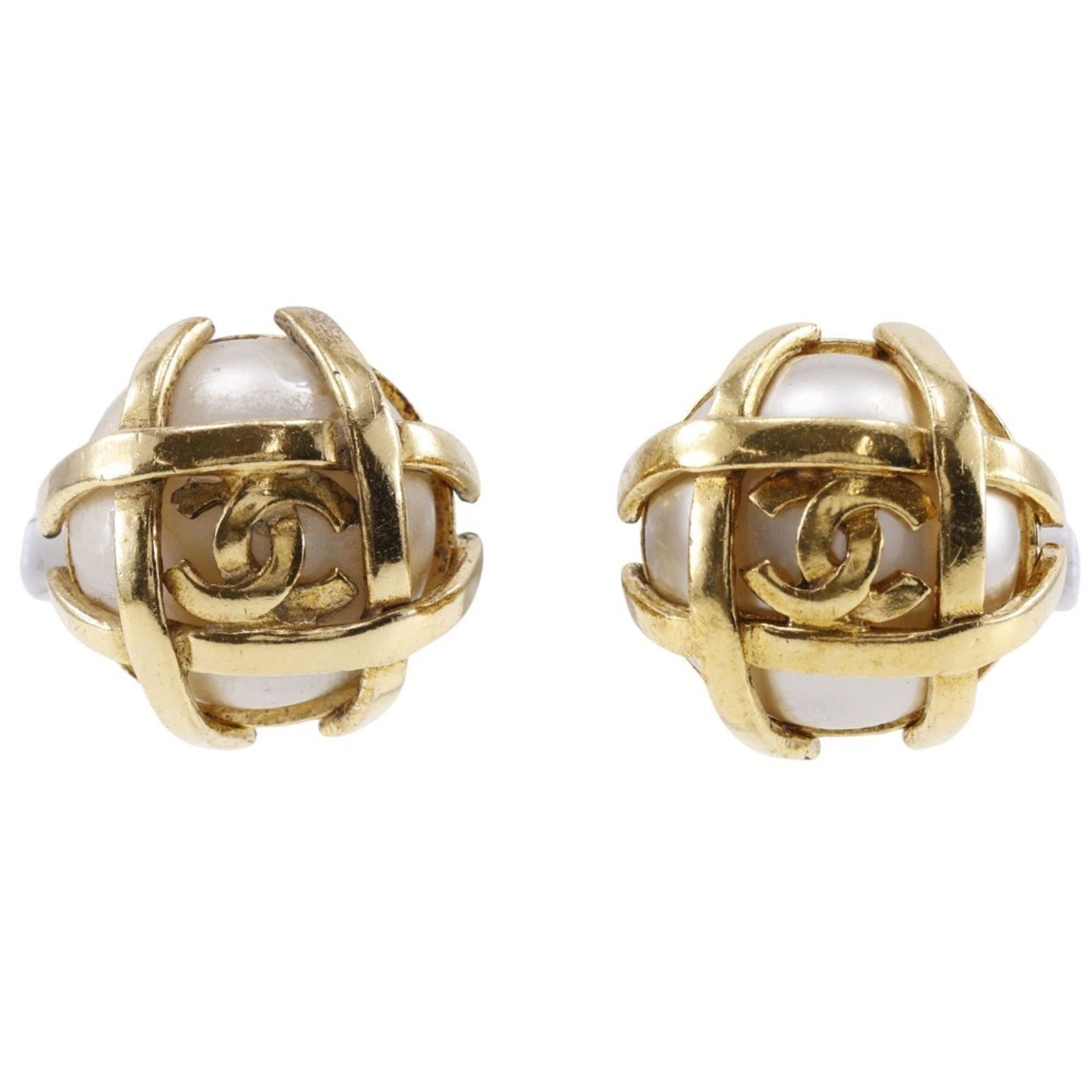 Metal Chanel Clip Earrings (1 of 7)