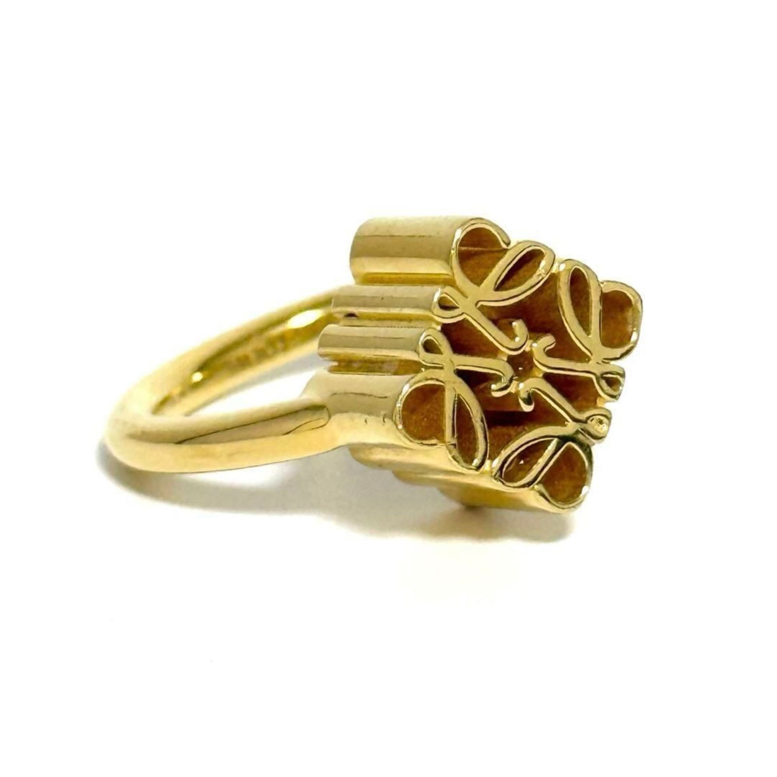 Silver 925 - Loewe Band Ring Gold Plating: Silver 925 - Loewe Band Ring Gold Plating This listing features Silver 925 - Loewe Band Ring Gold Plating. Item specifics are provided below. Item Specifics: Brand: Loewe Type: Band Ring Material: Gol