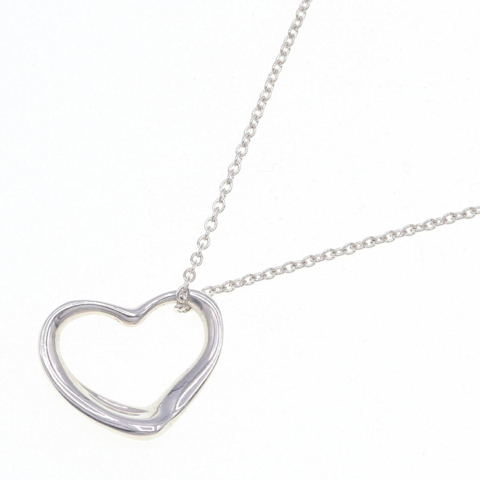 CO Tiffany Necklace Elsa Peretti Heart SV Sterling Silver 925 Pendant Choker Women's TIFFANY &: CO Tiffany Necklace Elsa Peretti Heart SV Sterling Silver 925 Pendant Choker Women's TIFFANY & This listing features CO Tiffany Necklace Elsa Peretti Heart SV Sterling Silver 925 Pendant Choker Women'