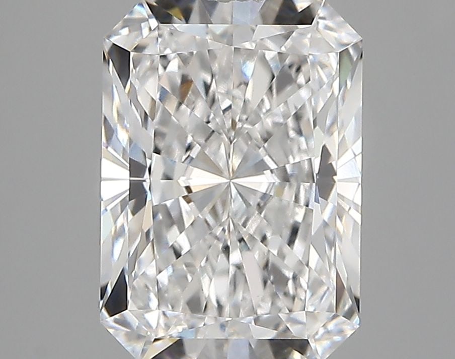 Loose Lab Diamond - IGI Radiant 3.29ct D VVS2: Loose Lab Diamond - IGI Radiant 3.29ct D VVS2 This listing features Loose Lab Diamond - IGI Radiant 3.29ct D VVS2. Item specifics are provided below. Item Specifics: Source: This Is A Real Diamond