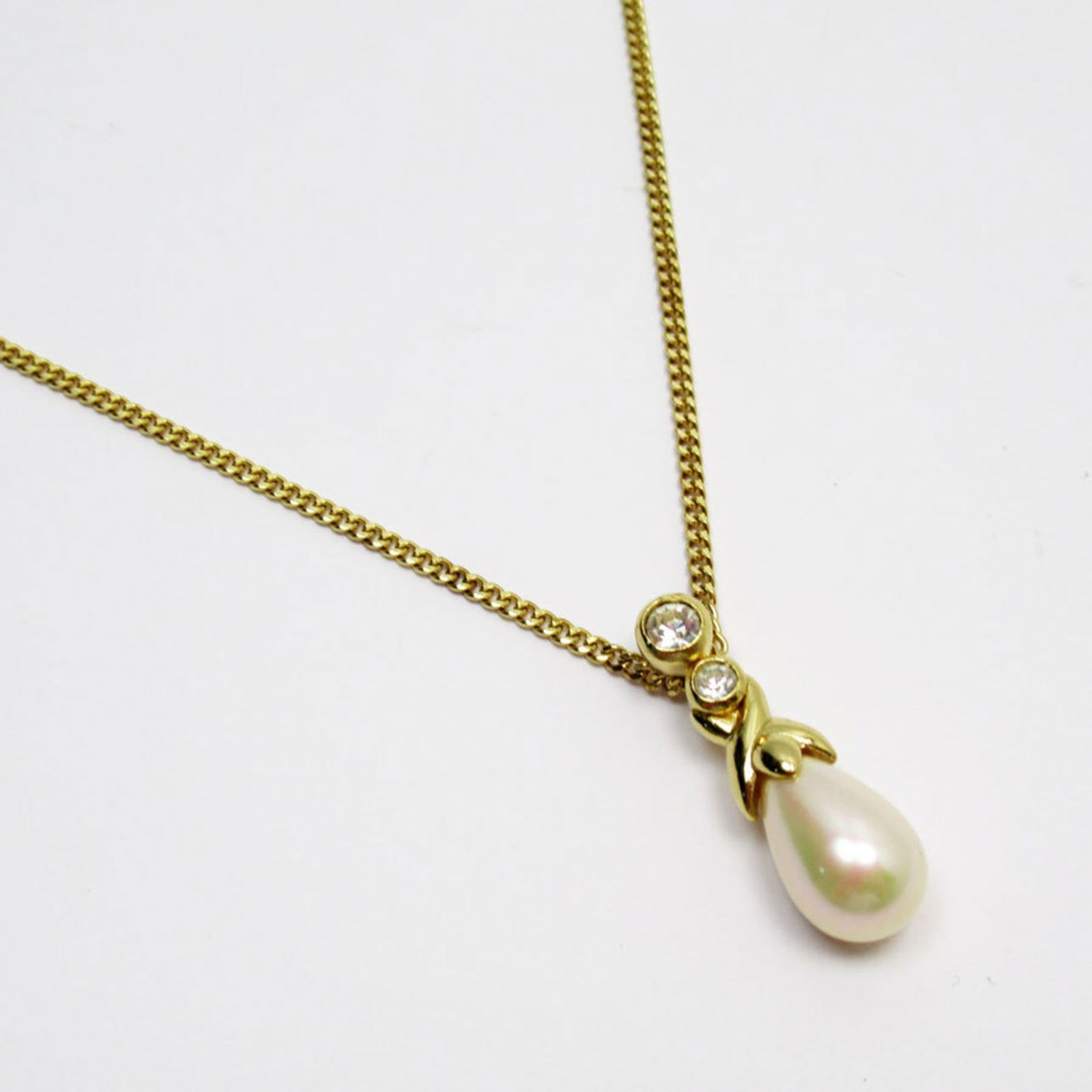 t19552a Christian Dior necklace metal fake pearl gold women's: t19552a Christian Dior necklace metal fake pearl gold women's This listing features t19552a Christian Dior necklace metal fake pearl gold women's. Item specifics are provided below. Item Specifics: