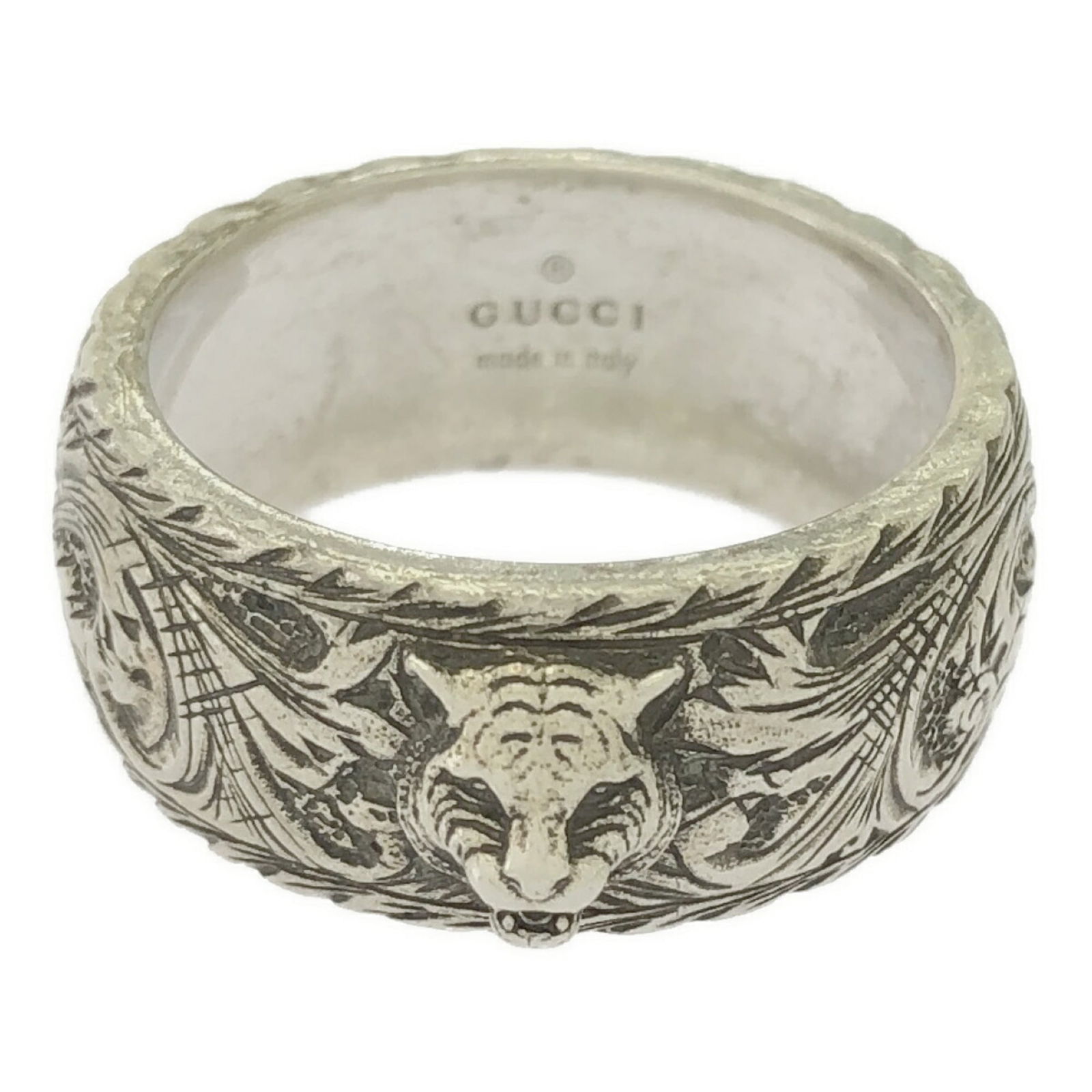 925 Gucci Band Ring Silver: 925 Gucci Band Ring Silver This listing features 925 Gucci Band Ring Silver. Item specifics are provided below. Item Specifics: Brand: Gucci Type: Band Ring Gender: Men Material: Silver 925 Us Size: