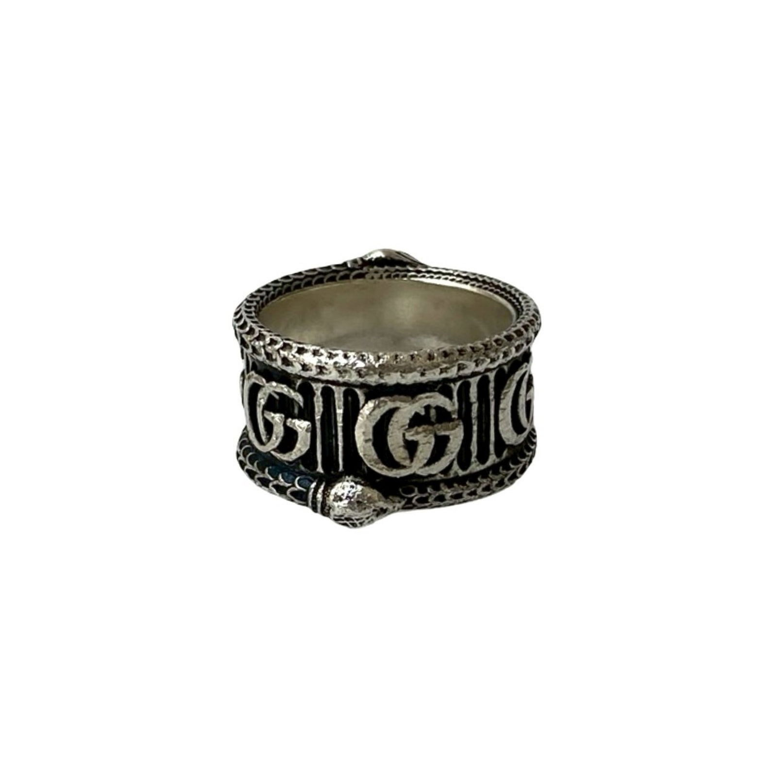 925 Gucci Band Ring Silver: 925 Gucci Band Ring Silver This listing features 925 Gucci Band Ring Silver. Item specifics are provided below. Item Specifics: Brand: Gucci Type: Band Ring Gender: Men Color: Silver Material: