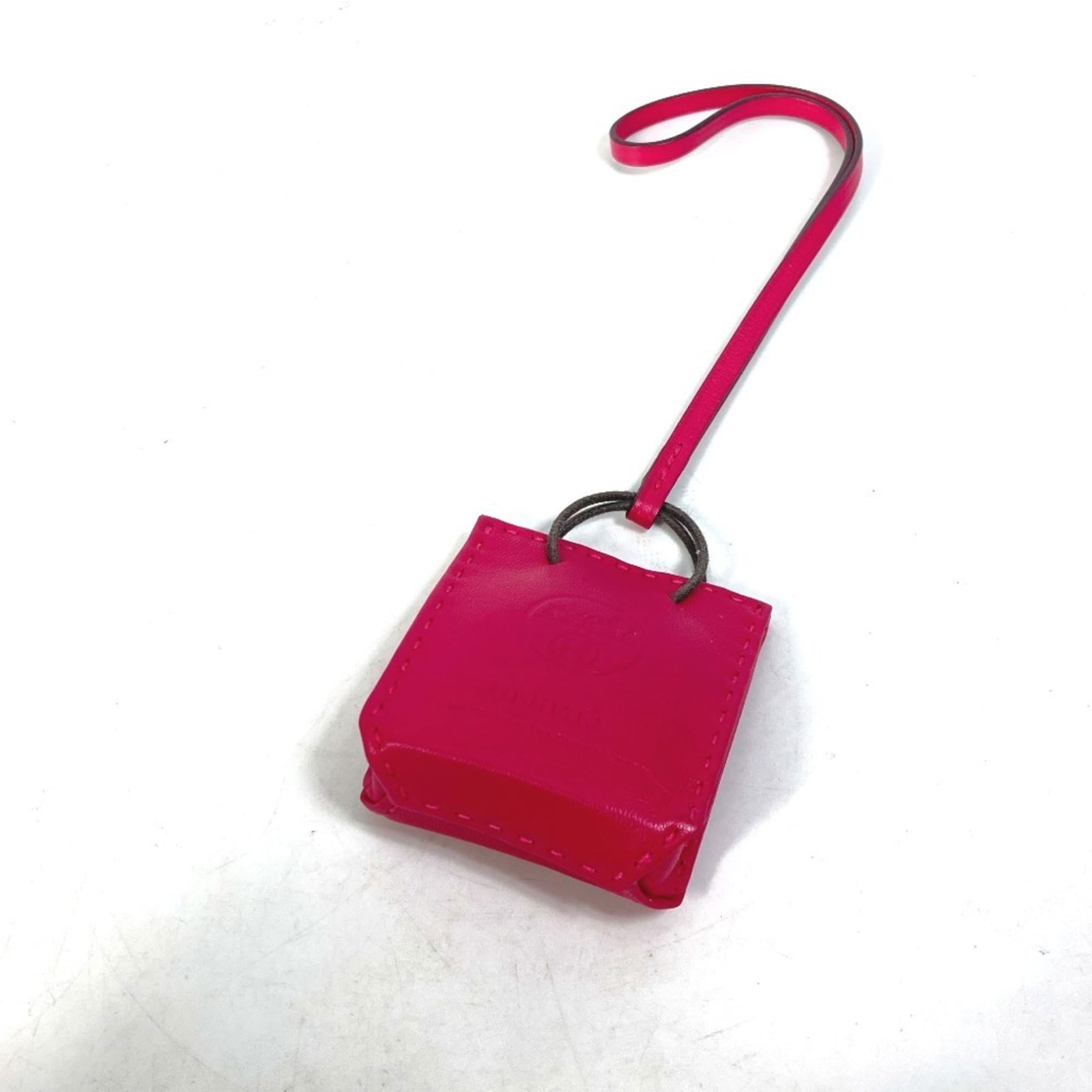 Milo Hermes Handbag Charm Agneau: Milo Hermes Handbag Charm Agneau This listing features Milo Hermes Handbag Charm Agneau. Item specifics are provided below. Item Specifics: Brand: Hermes Type: Handbag Charm Gender: Women Material: