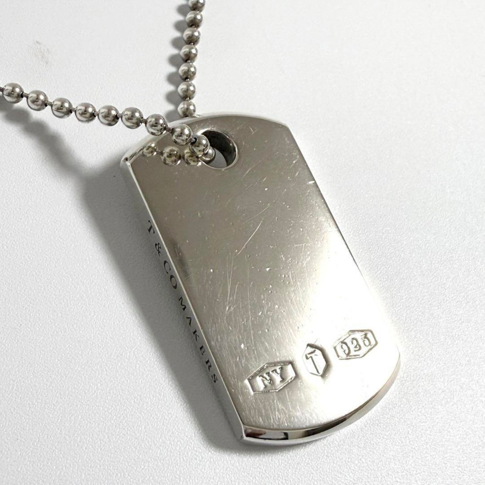 Necklace Tiffany & Co. Men's Makers ID Tag Pendant: Necklace Tiffany & Co. Men's Makers ID Tag Pendant This listing features Necklace Tiffany & Co. Men's Makers ID Tag Pendant. Item specifics are provided below. Item Specifics: Brand: Tiffany