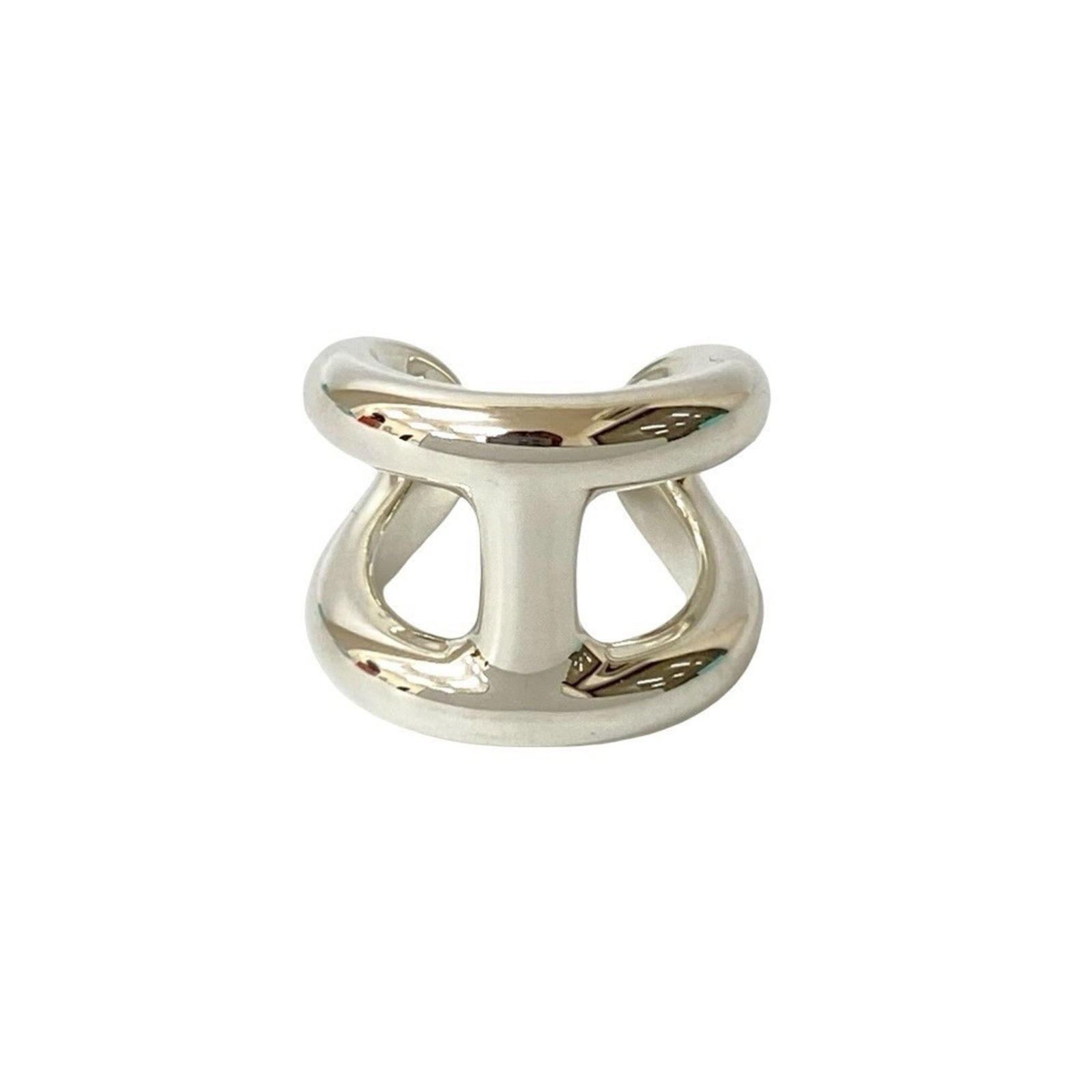 925 Hermes Band Ring Silver: 925 Hermes Band Ring Silver This listing features 925 Hermes Band Ring Silver. Item specifics are provided below. Item Specifics: Brand: Hermes Type: Band Ring Gender: Men,Women Color: Silver Material