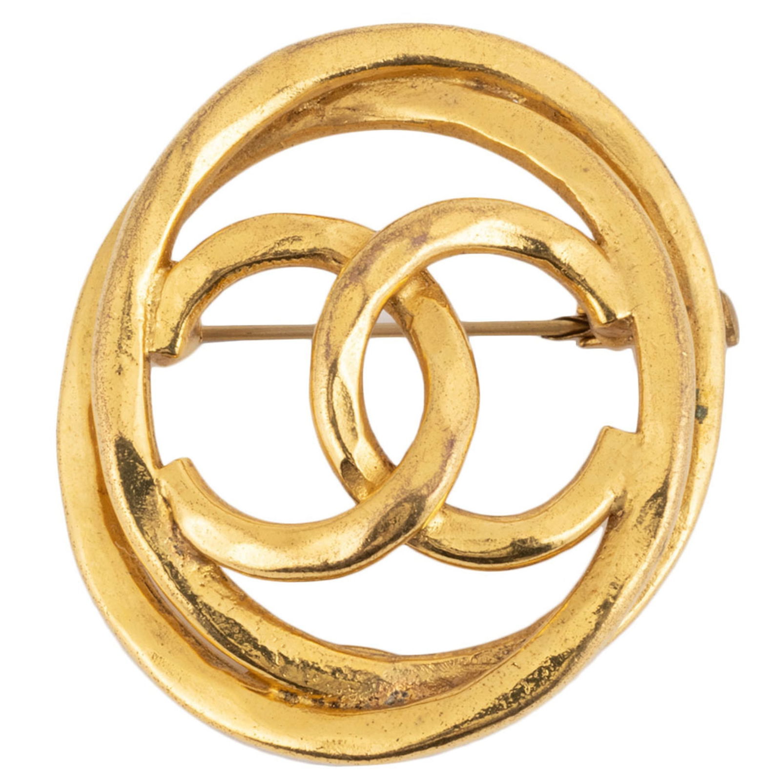 Brooch Chanel: Brooch Chanel This listing features Brooch Chanel. Item specifics are provided below. Item Specifics: Brand: Chanel Type: Brooch Gender: Women Color: Gold Size (Hxwxd): 4.2cm x 3.7cm / 1.65'' x