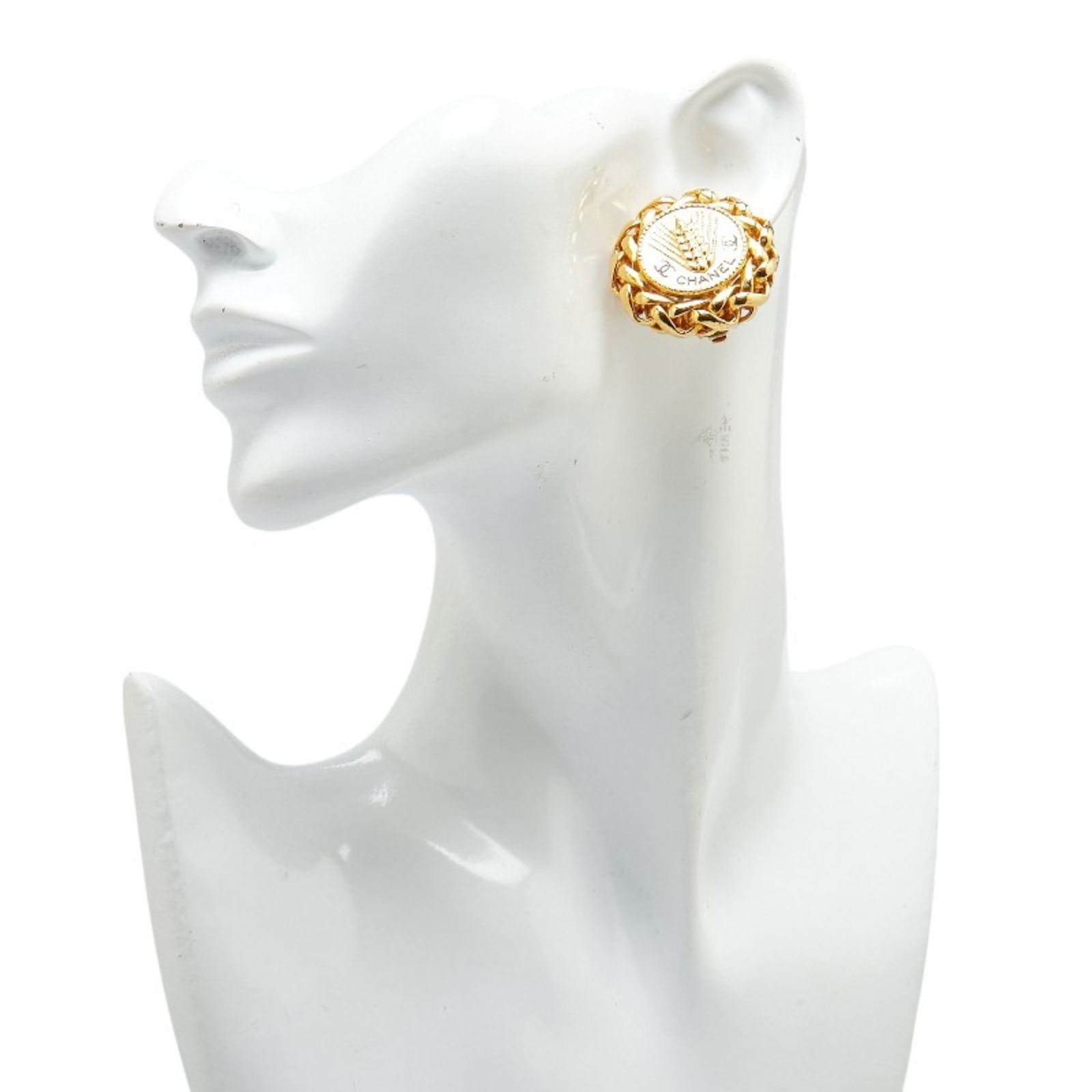 Plating Chanel Clip Earrings Gold - 6
