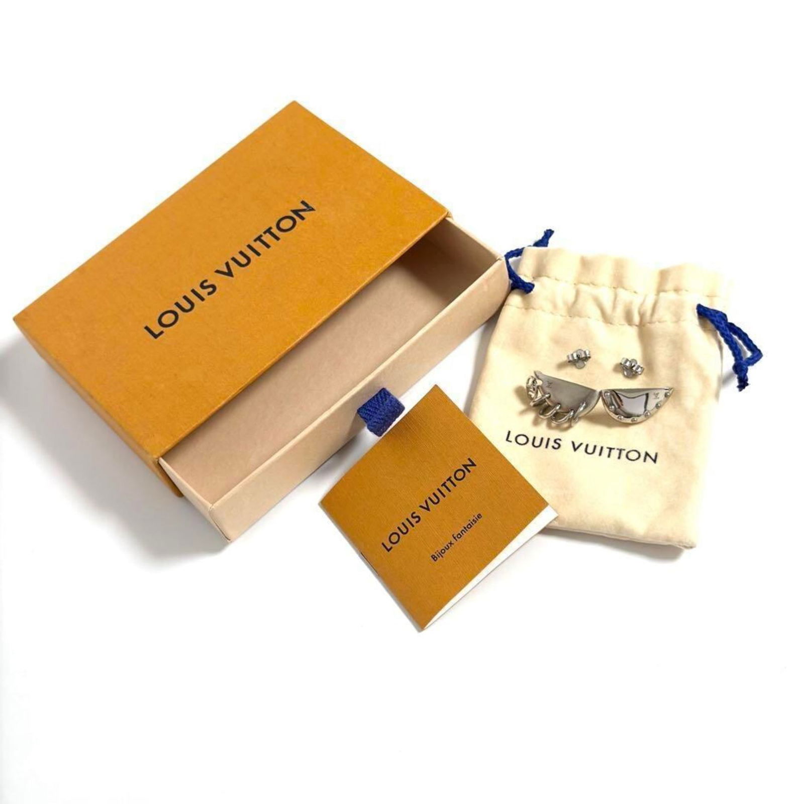 Metal Louis Vuitton Stud Earrings - 10