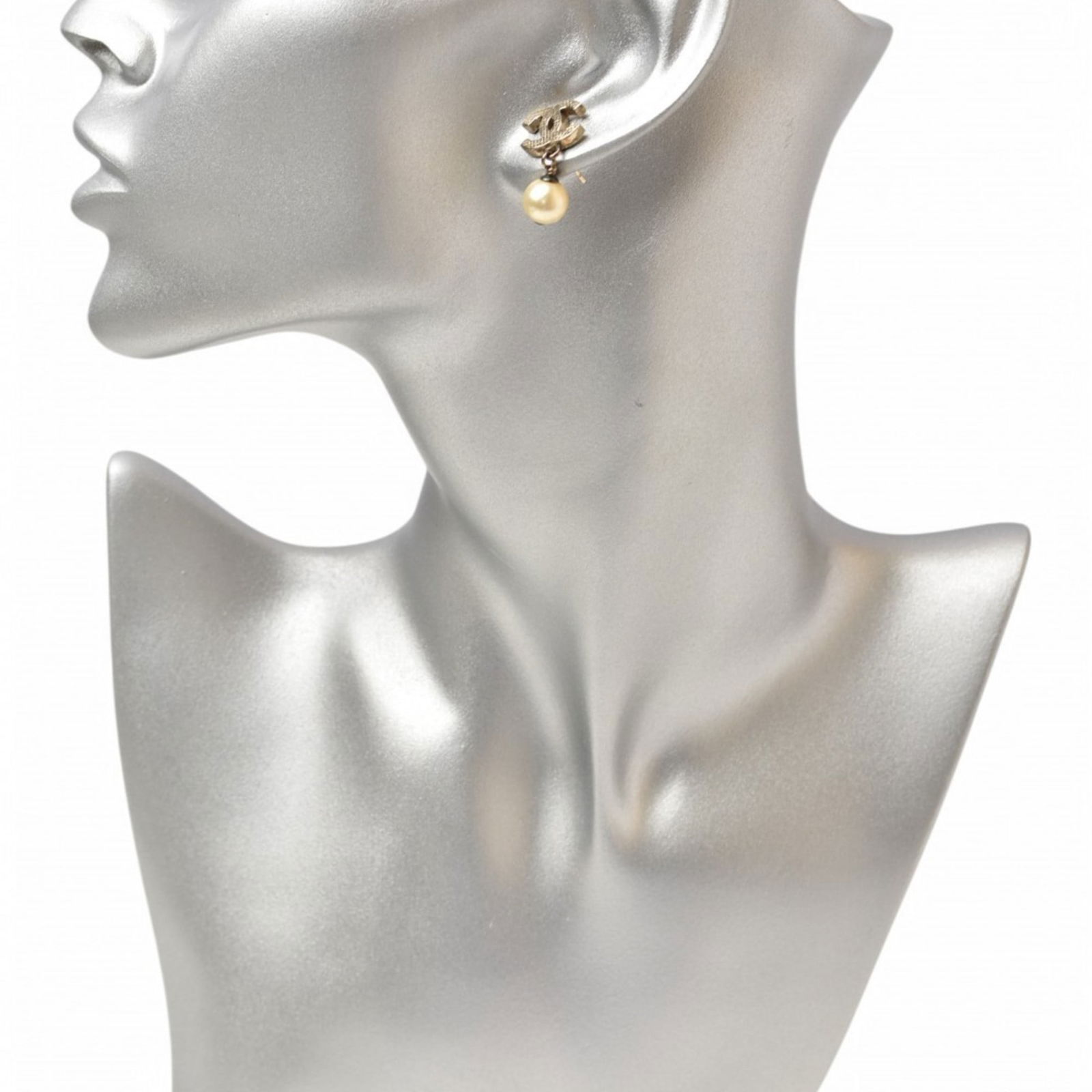 Plating Chanel Stud Earrings Gold - 5