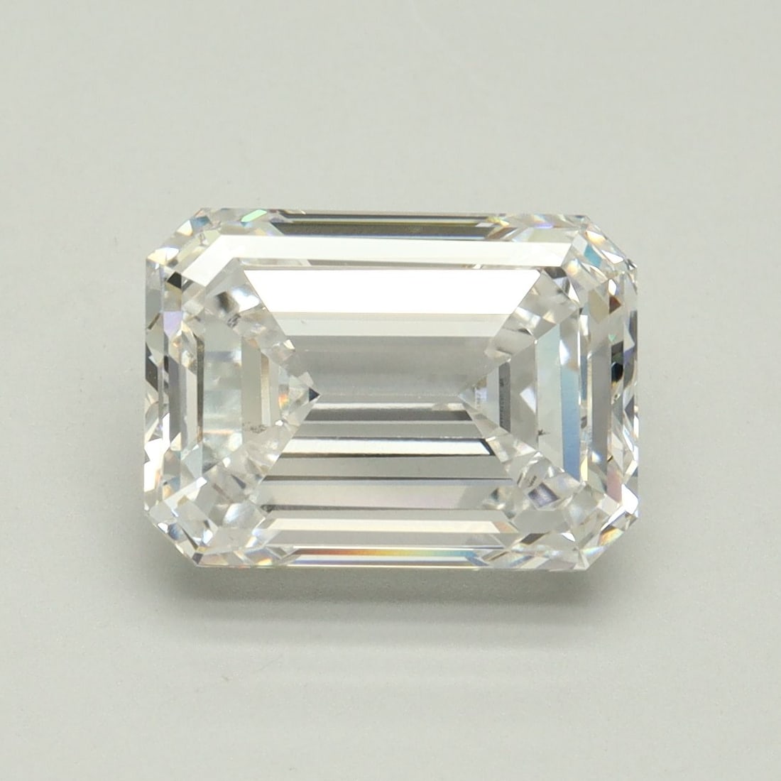 Loose Lab Diamond - IGI Emerald 4.52ct D VVS2: Loose Lab Diamond - IGI Emerald 4.52ct D VVS2 This listing features Loose Lab Diamond - IGI Emerald 4.52ct D VVS2. Item specifics are provided below. Item Specifics: Source: This Is A Real Diamond