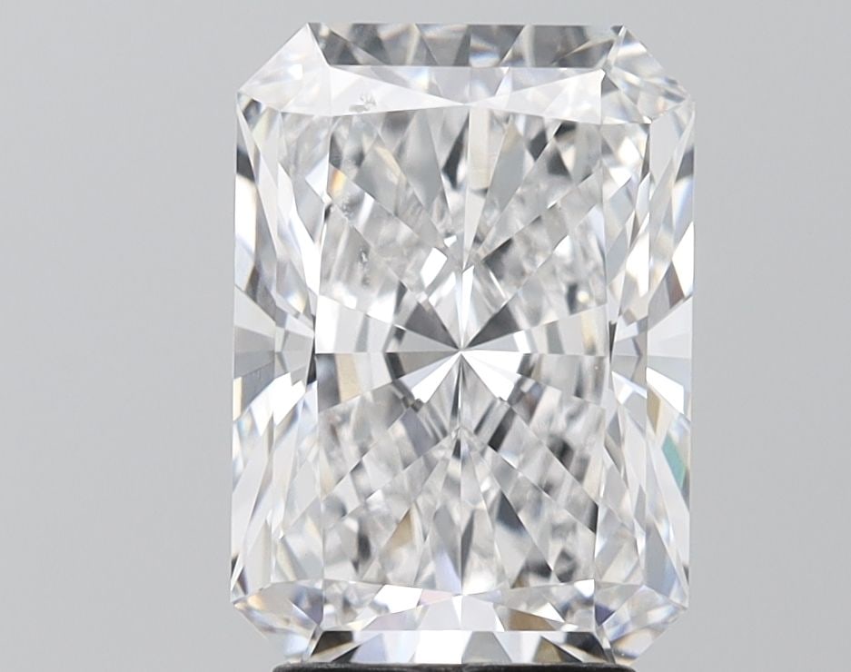 Loose Lab Diamond - IGI Radiant 3.37ct D VVS2: Loose Lab Diamond - IGI Radiant 3.37ct D VVS2 This listing features Loose Lab Diamond - IGI Radiant 3.37ct D VVS2. Item specifics are provided below. Item Specifics: Source: This Is A Real Diamond