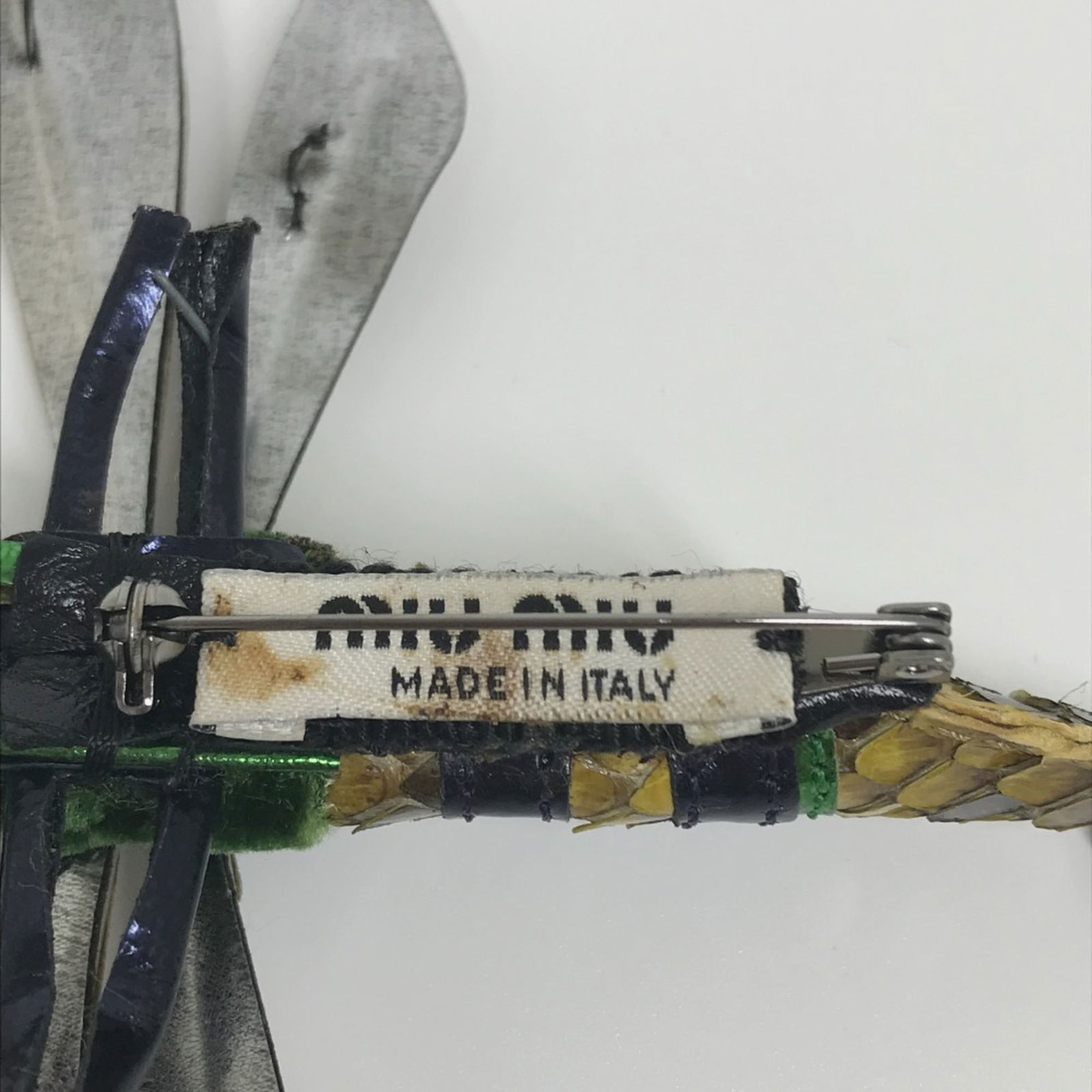 Leather Miu Brooch - 11