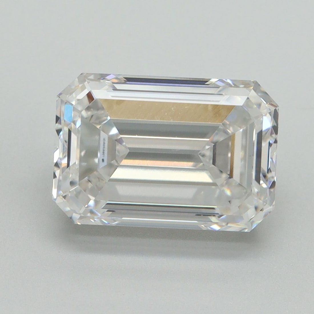 Loose Lab Diamond - IGI Emerald 4.03ct D VVS2: Loose Lab Diamond - IGI Emerald 4.03ct D VVS2 This listing features Loose Lab Diamond - IGI Emerald 4.03ct D VVS2. Item specifics are provided below. Item Specifics: Source: This Is A Real Diamond