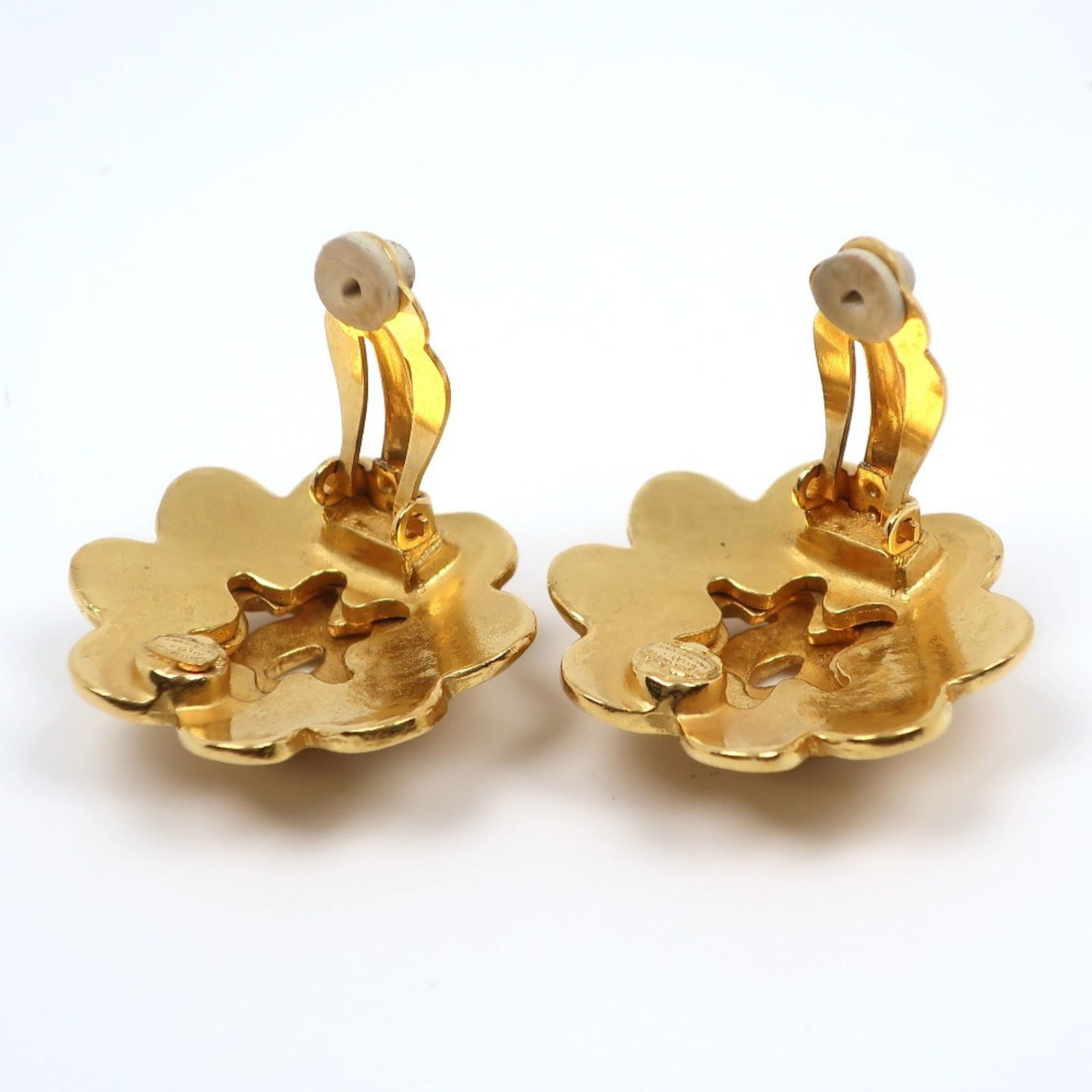 Plating Chanel Stud Earrings Gold - 4