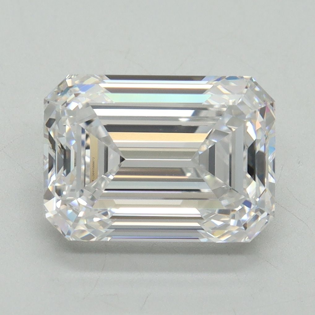 Loose Lab Diamond - IGI Emerald 4.11ct D VVS2: Loose Lab Diamond - IGI Emerald 4.11ct D VVS2 This listing features Loose Lab Diamond - IGI Emerald 4.11ct D VVS2. Item specifics are provided below. Item Specifics: Source: This Is A Real Diamond Gro
