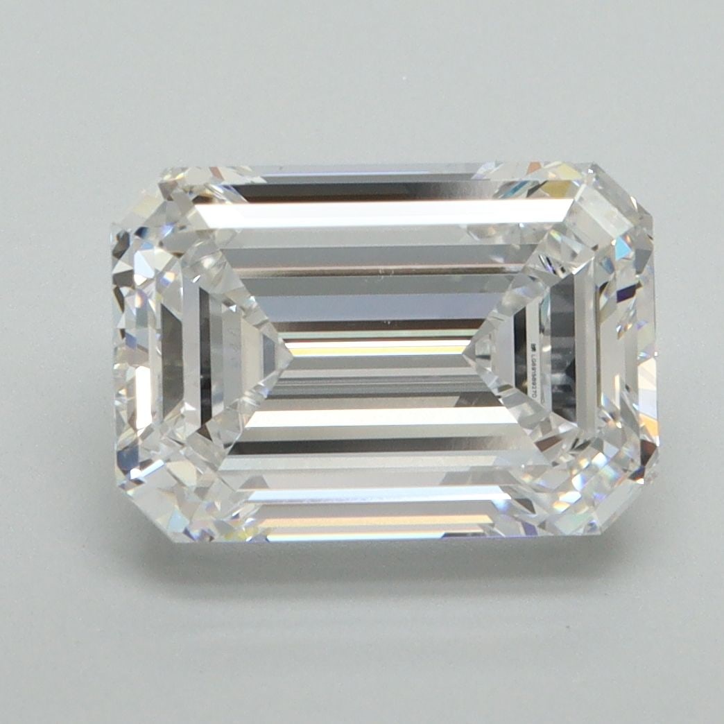 Loose Lab Diamond - IGI Emerald 4.1ct D VVS2: Loose Lab Diamond - IGI Emerald 4.1ct D VVS2 This listing features Loose Lab Diamond - IGI Emerald 4.1ct D VVS2. Item specifics are provided below. Item Specifics: Source: This Is A Real Diamond