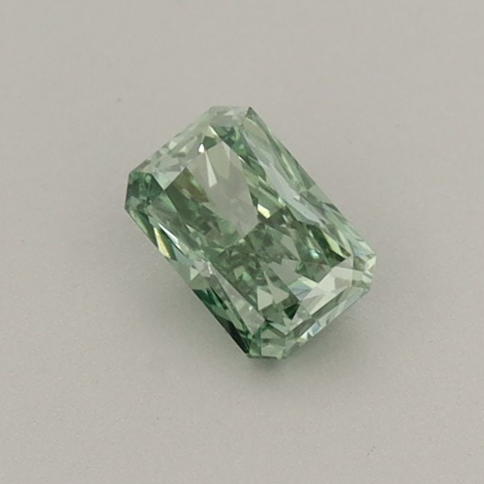 Loose Lab Diamond - IGI Radiant 0.3ct Fancy Vivid Green VVS2: Loose Lab Diamond - IGI Radiant 0.3ct Fancy Vivid Green VVS2 This listing features Loose Lab Diamond - IGI Radiant 0.3ct Fancy Vivid Green VVS2. Item specifics are provided below. Item Specifics: