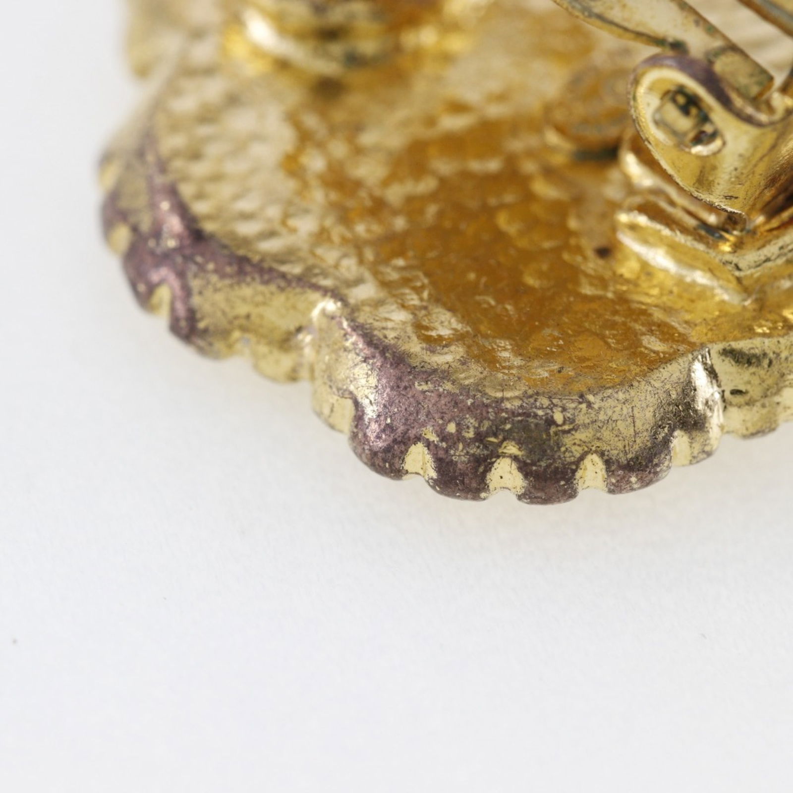 Plating Chanel Clip Earrings Gold - 6