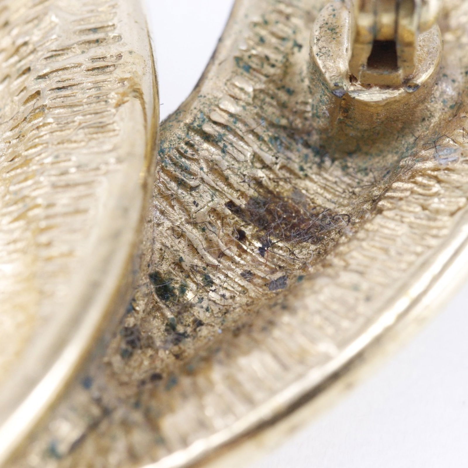 Metal Chanel Brooch - 5