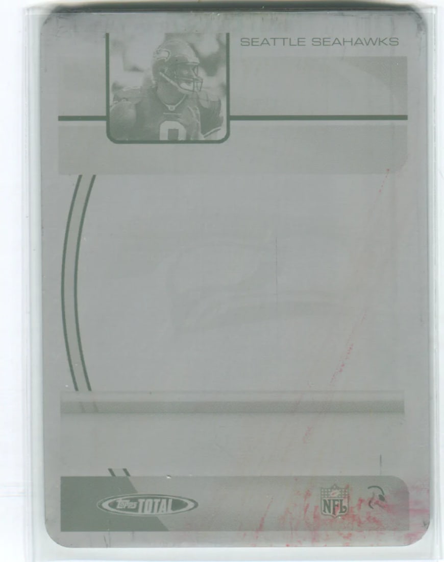 Magenta 2005 Topps Total #256 Matt Hasselbeck Card: Magenta 2005 Topps Total #256 Matt Hasselbeck Card Rarity seekers, take note! This 2005 Topps Total Magenta #256 card is one of the most elusive and coveted items in football memorabilia, making it a