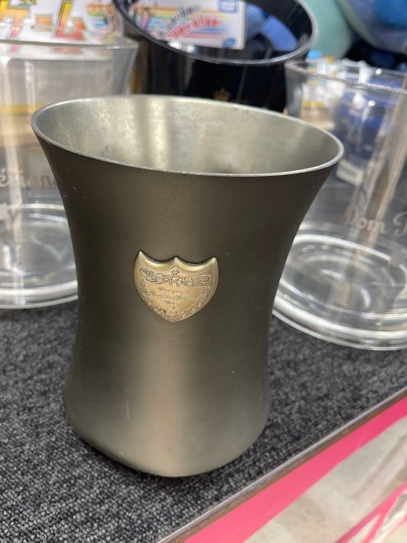 Dom Perignon Champagne Ice Pail Silver Luxury Barware Collectible (1 of 2)